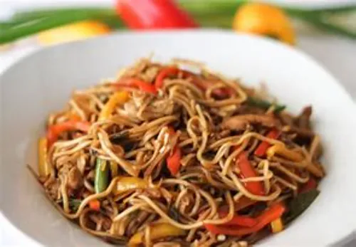 Schezwan Chicken Noodle Bowl